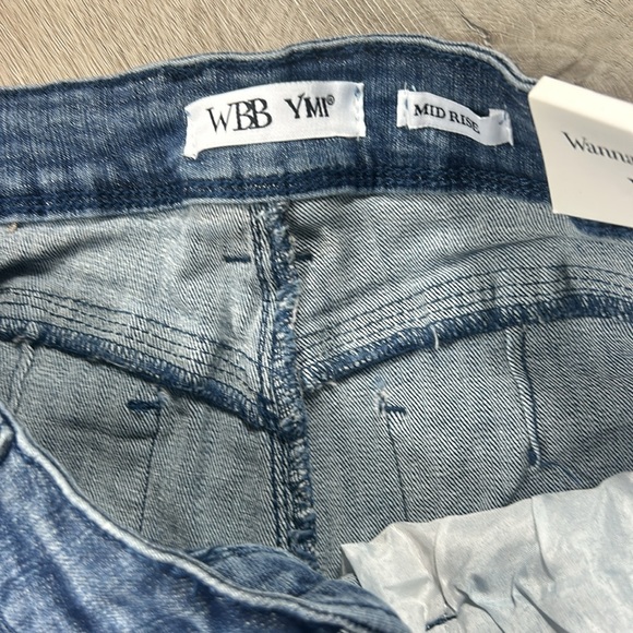 YMI Wannabettabutt Mid-Rise Skinny Jean - Picture 7 of 8